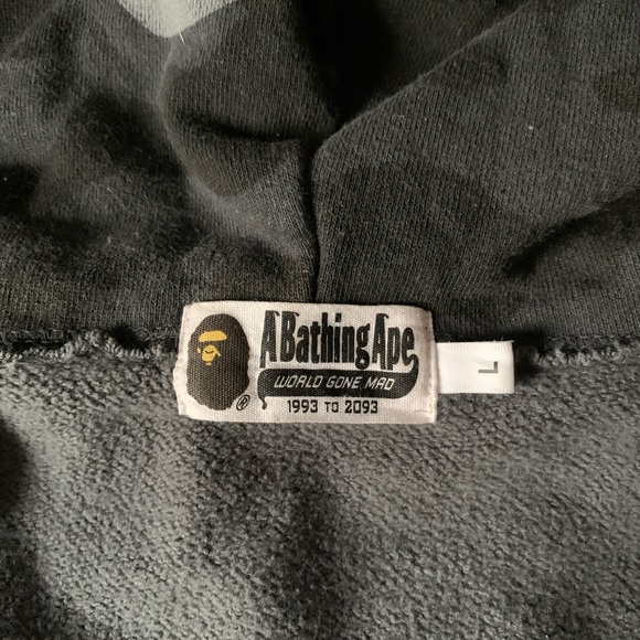 (Negociable) Bape Shark PONR Full Zip Hoodie - Picture 7 of 9